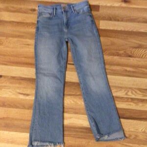 MOTHER Cropped Jeans in Soft Blue